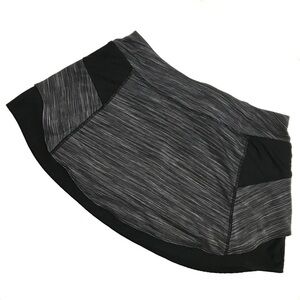 Athleta Bustle Skirt Skort in Spacedye Gray Size Small